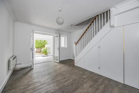 9 Belverdere Place, Petersfield-PorticoMarketing-N