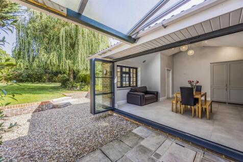 Hollyhouse-New Images-PorticoMarketing-Nexa-22.jpg