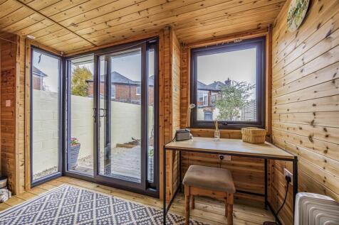 The Nook, North Street, Westbourne-PorticoMarketin