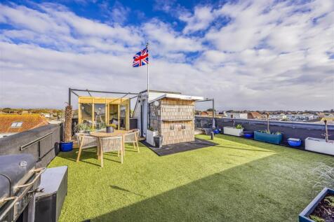 The Penthouse, 22 Bembridge Drive, Hayling Island-