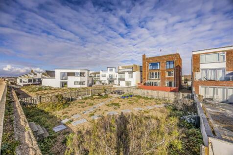 The Penthouse, 22 Bembridge Drive, Hayling Island-