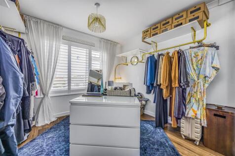 The Penthouse, 22 Bembridge Drive, Hayling Island-