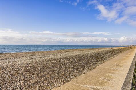 The Penthouse, 22 Bembridge Drive, Hayling Island-