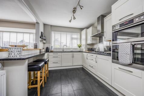 1 Helston Drive, Emsworth-PorticoMarketing-Nexa-31