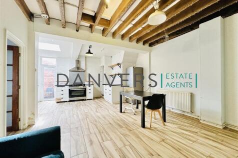 LivingDining area.jpg