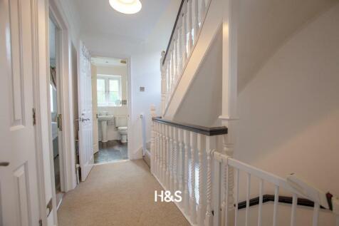 239 Hampton Lane - hall.jpg