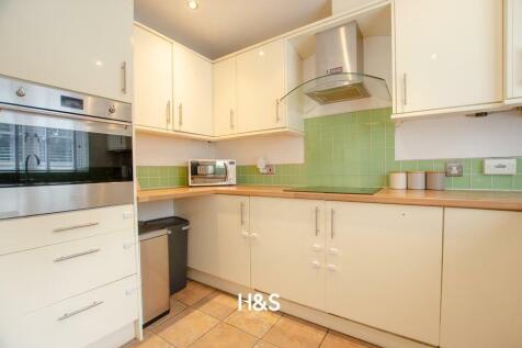 239 Hampton Lane - Kitchen 1.jpg