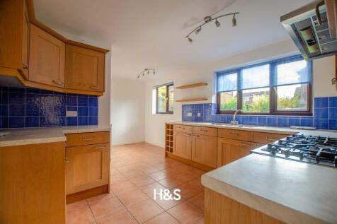 29 millison grove kitchen.jpg