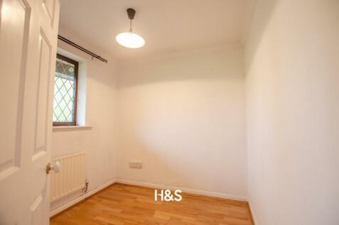 29 millison grove office.jpg