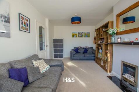 5 stanway road reception..jpg