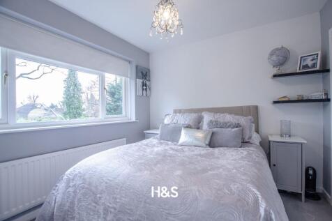 18 palmers close bedroom 2.jpg
