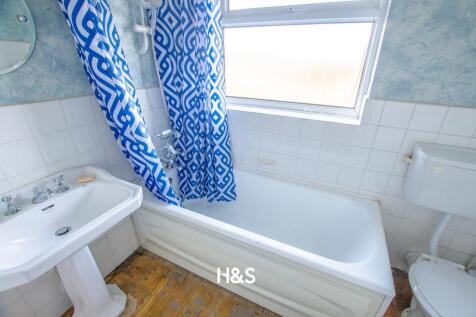 1238 yardley wood road - bedroom 2.jpg