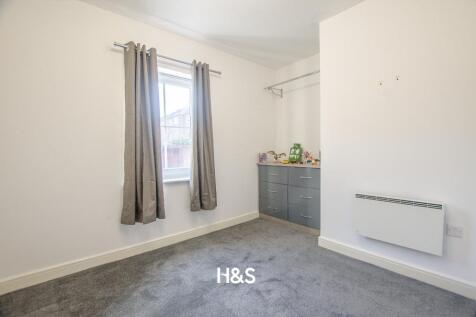 dickens heath road - bedroom..jpg
