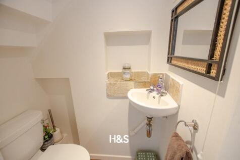 99 Coverdale -wc.jpg