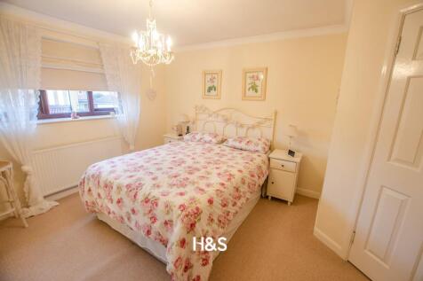 21 cryersoak - bedroom 1..jpg