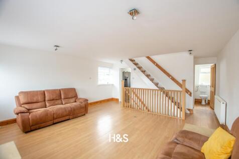 118 dawberry fields road - lounge....jpg