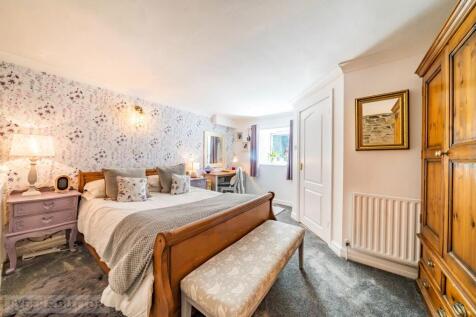 Cottage Bedroom