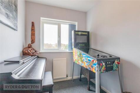 Bedroom/Office