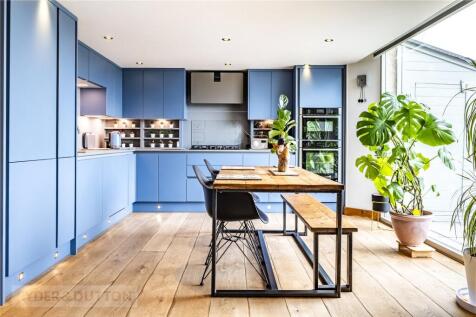 Kitchendiner/Family