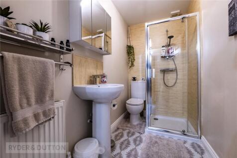 Ground Floor Shower