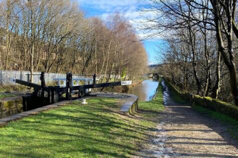 Huddersfield Canal