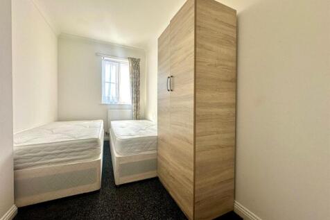Bedroom 2.jpeg