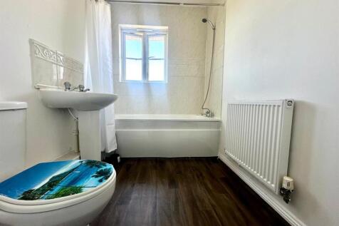 Bathroom.jpeg