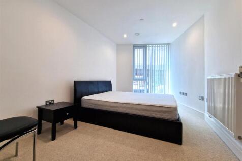 Bed 2 .jpg