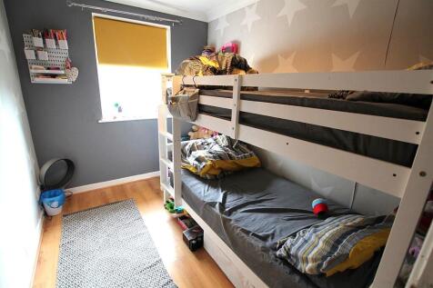 Bedroom 1.jpg