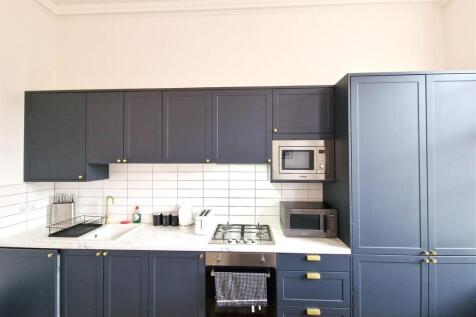 Kitchen .jpg