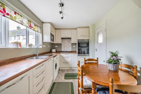 Kitchen / Breakfast Room