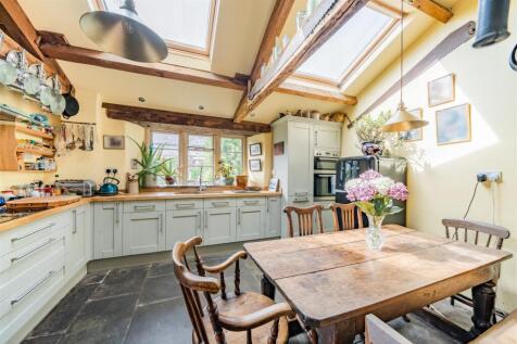 Kitchen / Breakfast Room