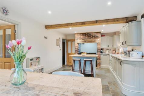 Kitchen / Breakfast / Dining Room