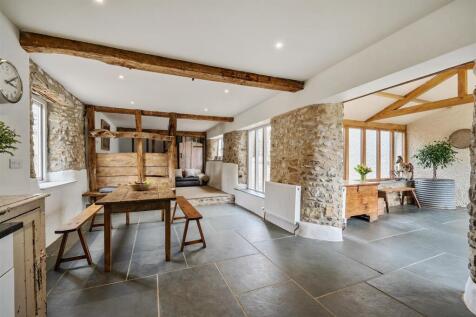Dining Room and Snug