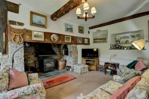 Sitting Room / Snug