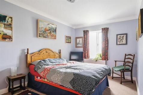 Ground Floor Bedroom 4 / Family Room