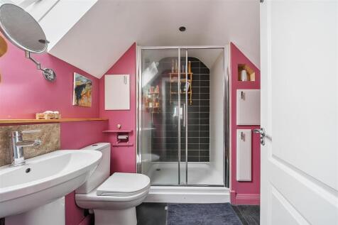 En Suite 1