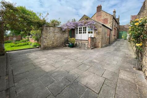 Driveway and Courtyard