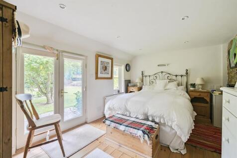 Ground floor bedroom 4