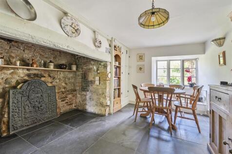 Breakfast Room