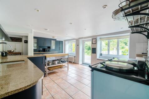 Kitchen / Breakfast Room