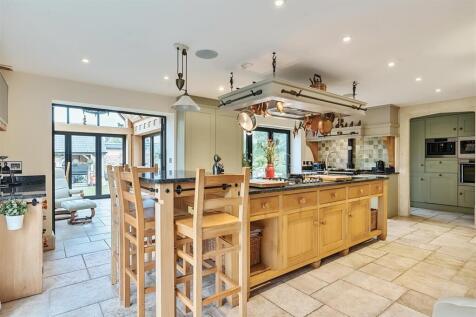 Kitchen / Breakfast / Garden Room
