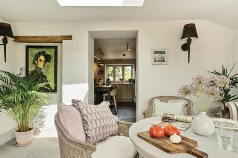 Garden / Breakfast Room