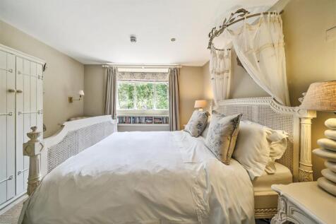Annexe Ground Floor Bedroom 1