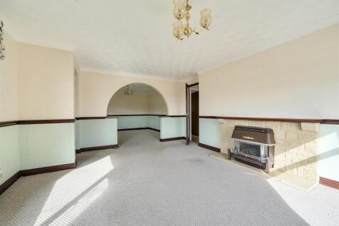 Sitting / Dining Room