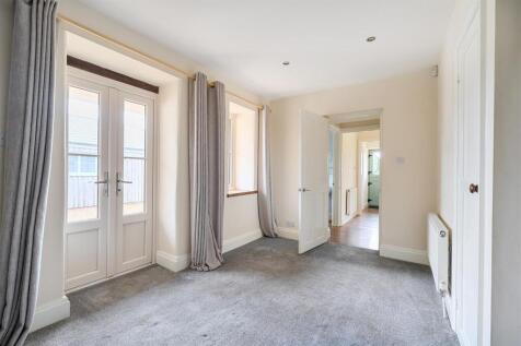 Ground Floor Bedroom / Optional Reception Room