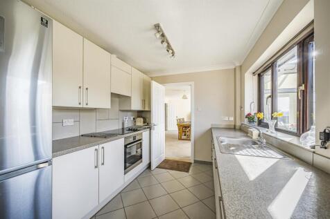Kitchen / Breakfast Room