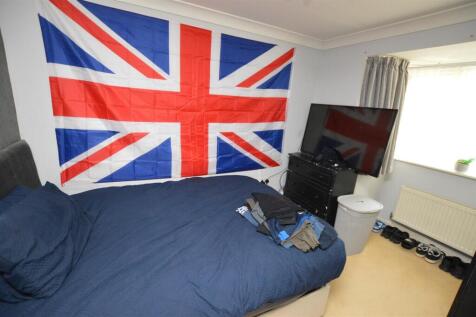 Downstairs bedroom 5