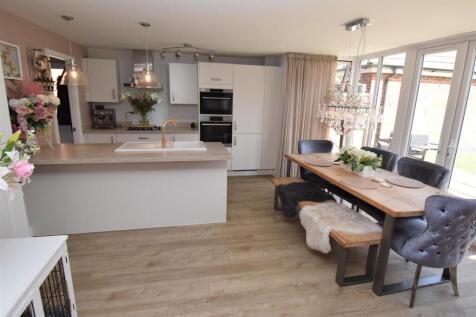 Kitchen/Diner/Family Room