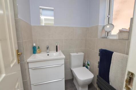 En-suite shower room
